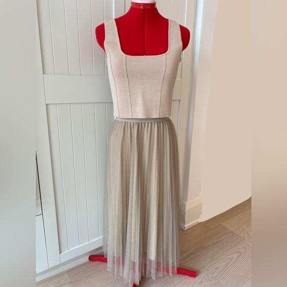 Pleated Midi Skirt with Mesh, A-Line, Taupe/Tan, Flowy, Women's (US S) - Picture 2 of 9